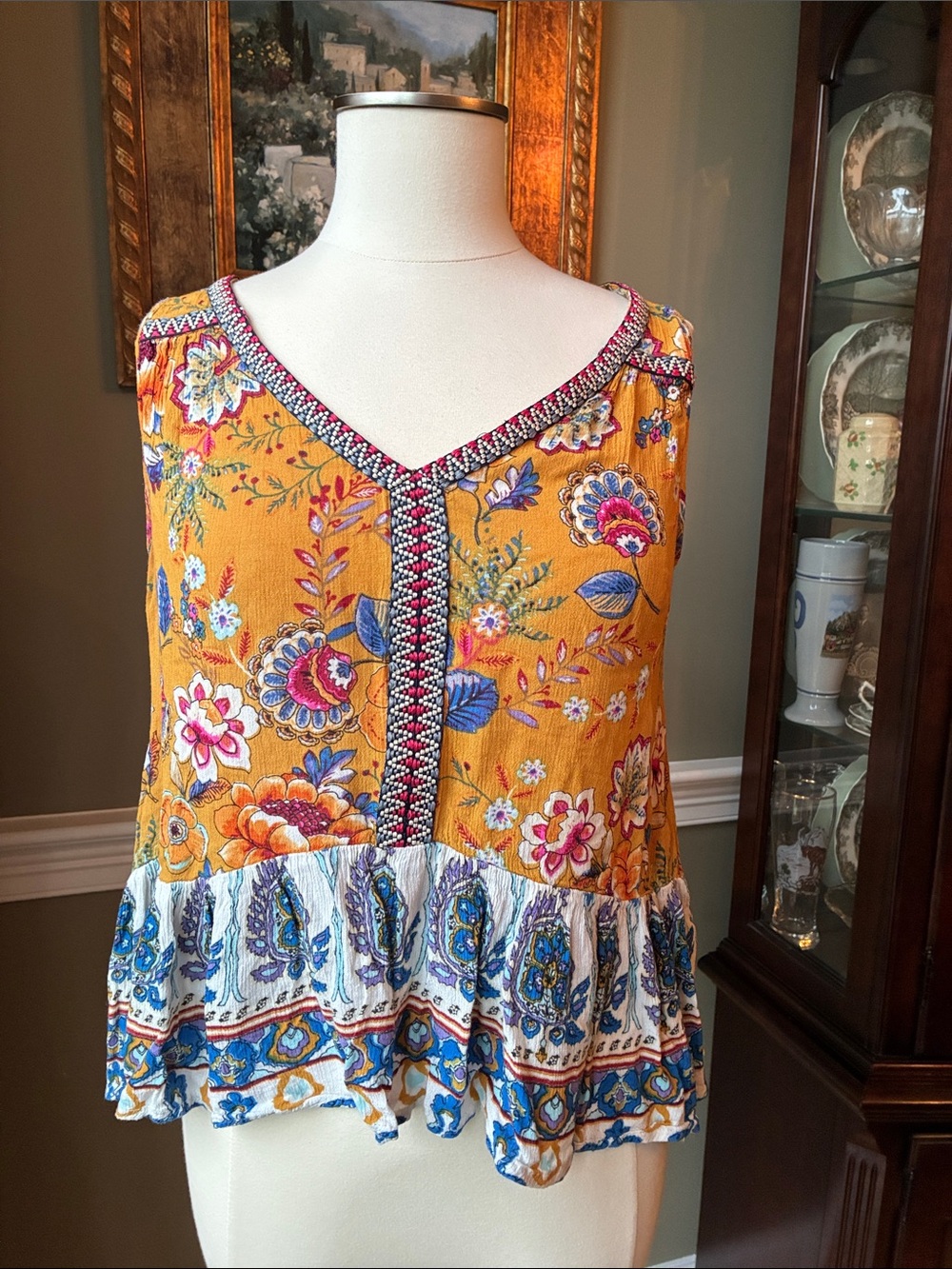 Patrons of Peace Mustard Floral V-Neck Ruffle Hem Blouse Size Small
